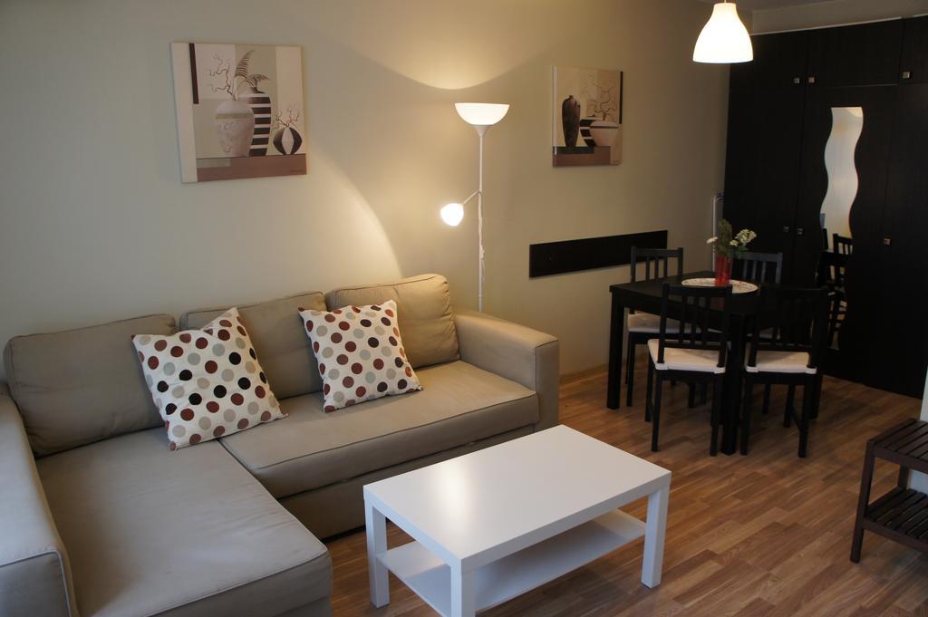 בוקרשט Agentia H Accommodation חדר תמונה