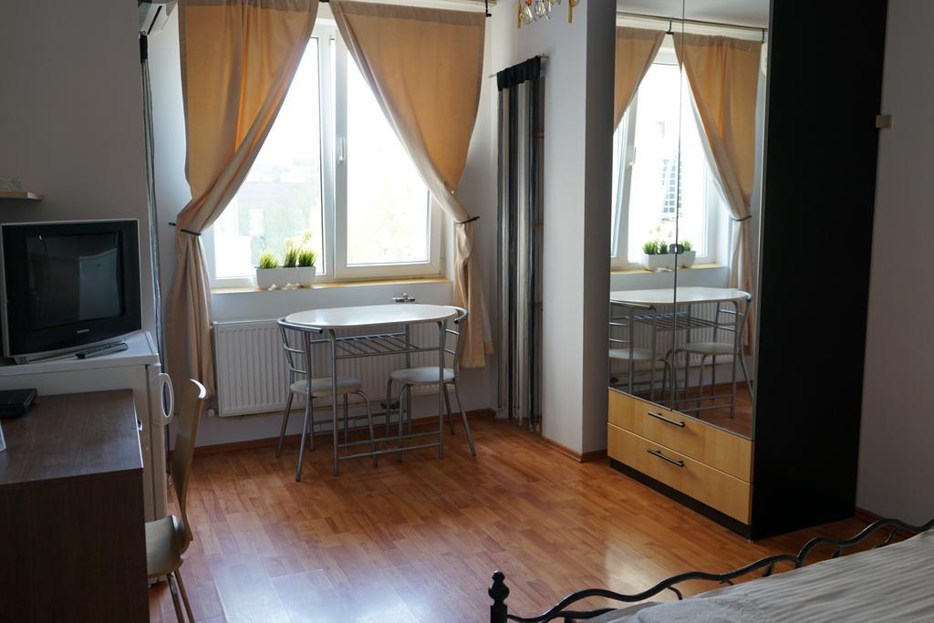 בוקרשט Agentia H Accommodation מראה חיצוני תמונה