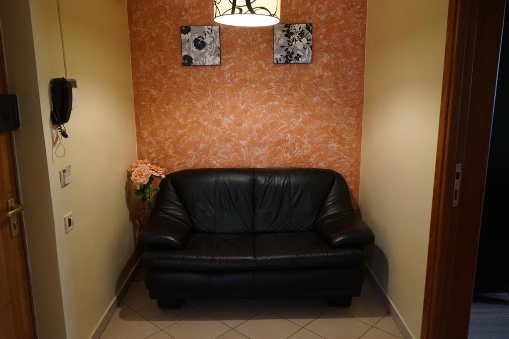 בוקרשט Agentia H Accommodation מראה חיצוני תמונה